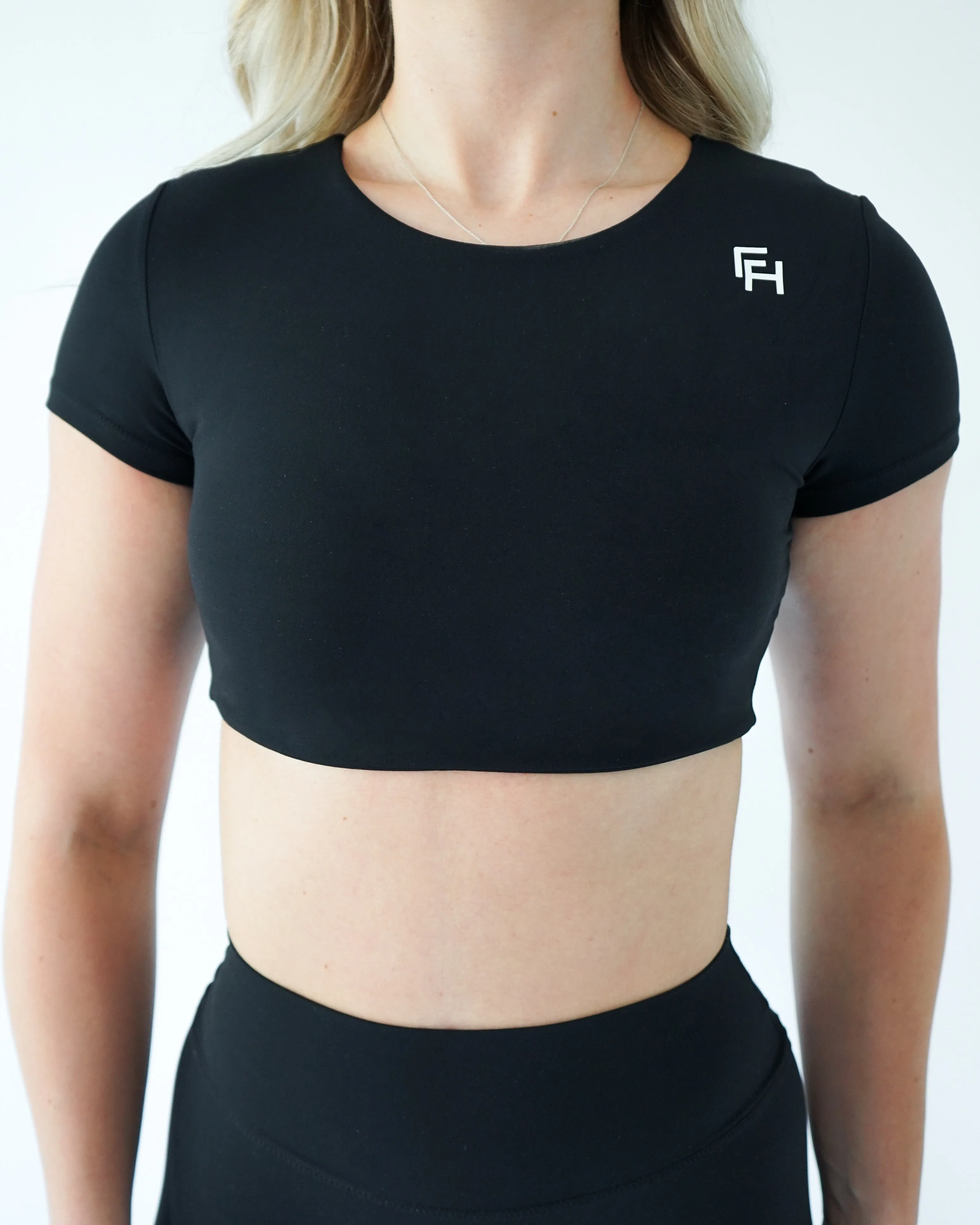 Adapt Crop Tee - Black