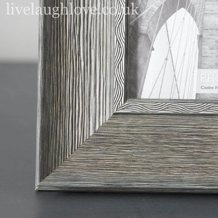 Grey Wood Effect  6" x 4" Photo Frame - Single