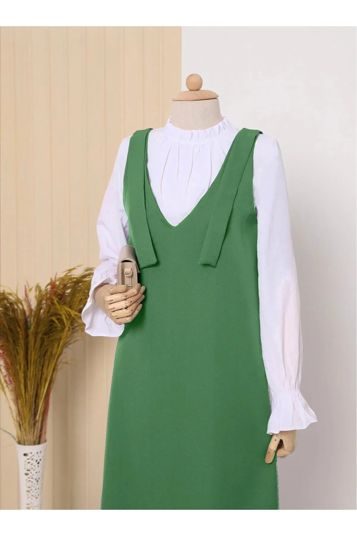 Hijabaya Long Gilet With Tied Shoulders Hijab