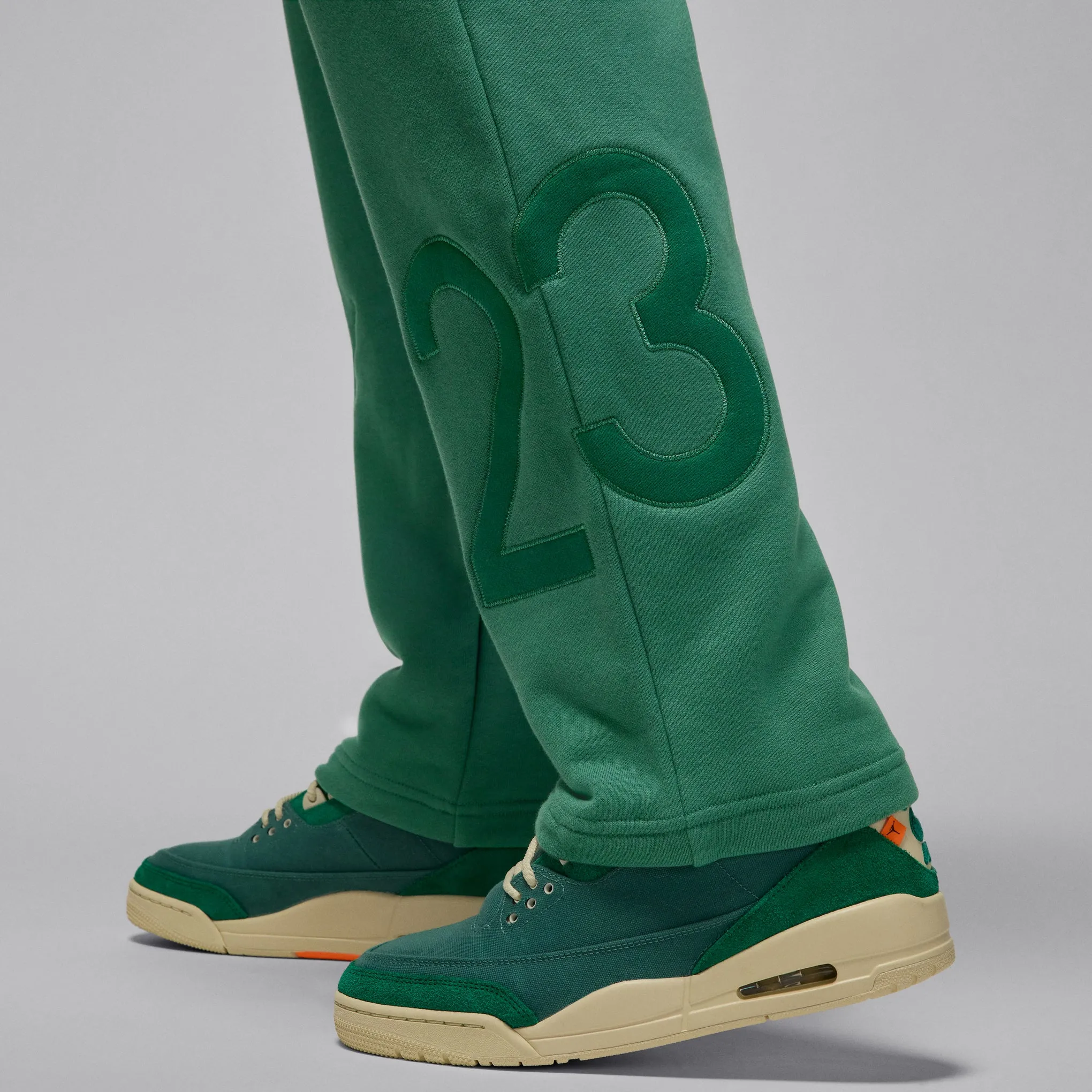 Jordan Brand x Nina Chanel Abney Fleece Sweatpants - Green Stone