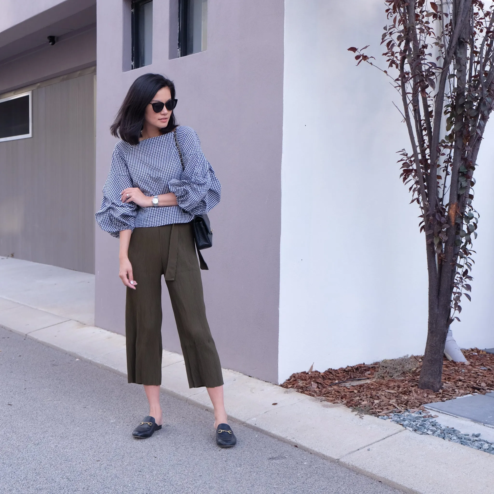 NIKI KHAKI PLEATED CULOTTES PANTS