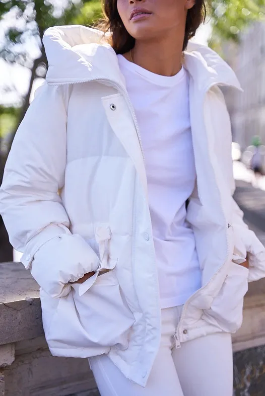 Oversized Bow Short Parka White