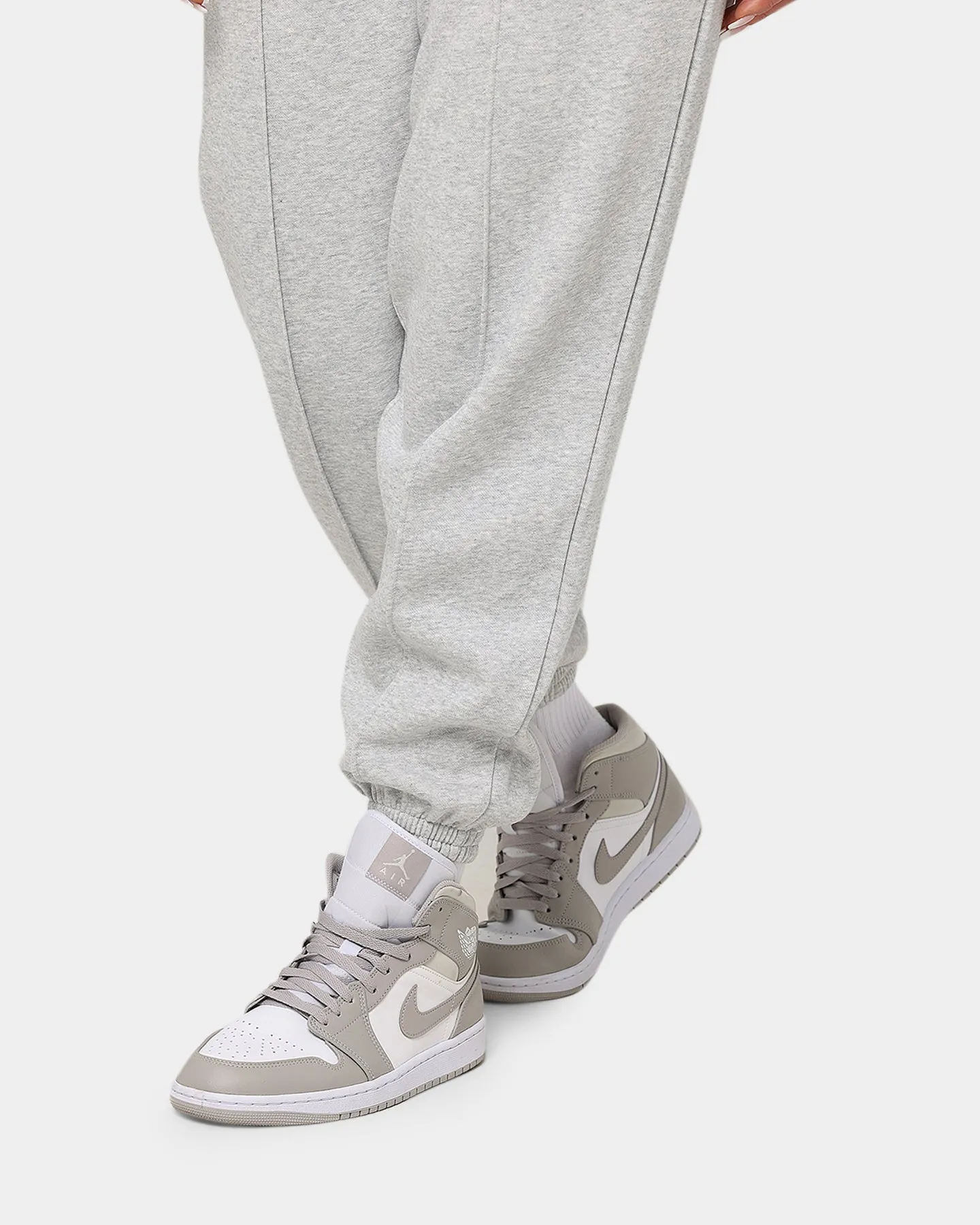 Puma Women's Classic Fleece Sweatpants Grey Heather