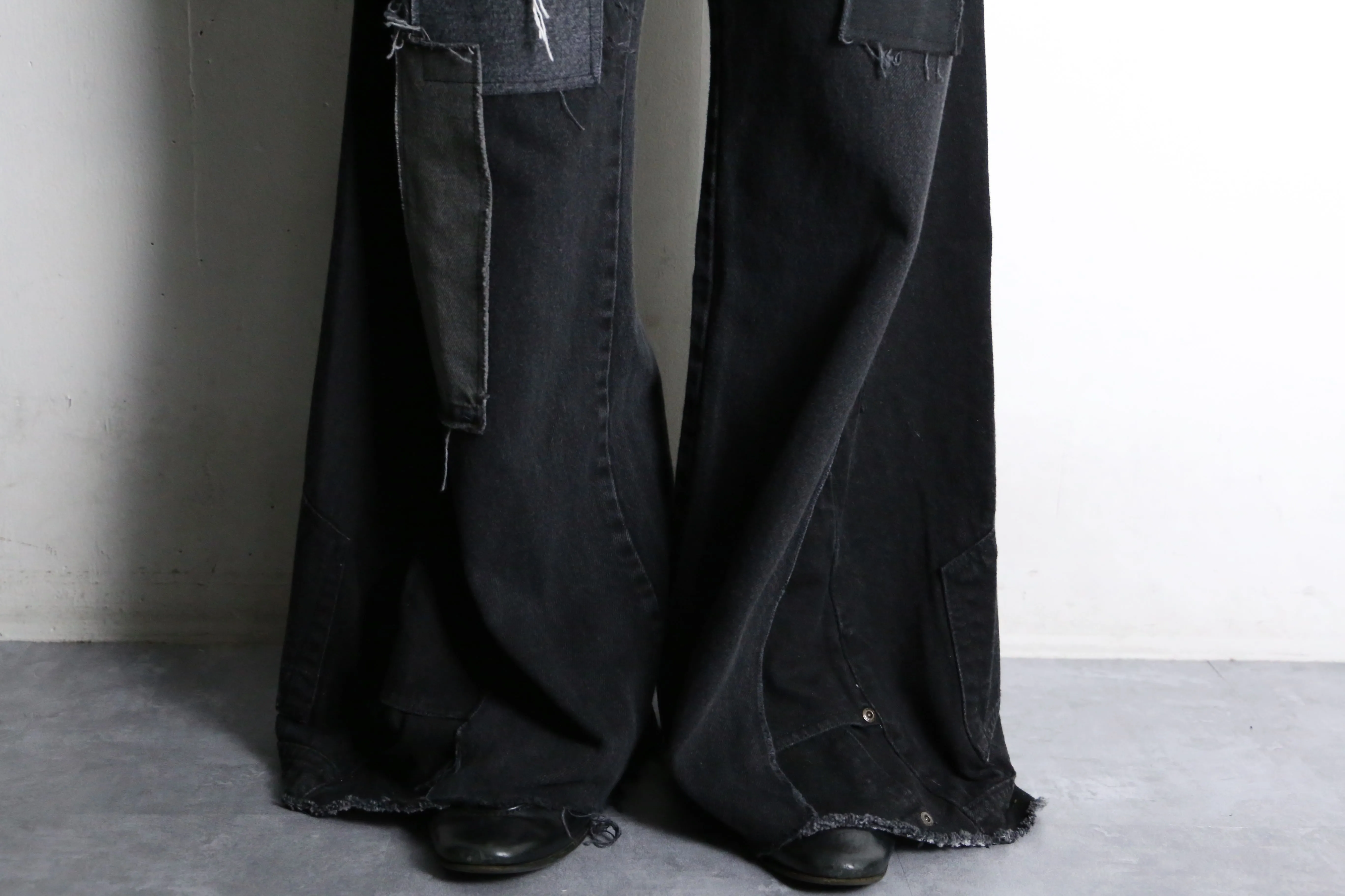 "Re:make" patchwork design black flare denim