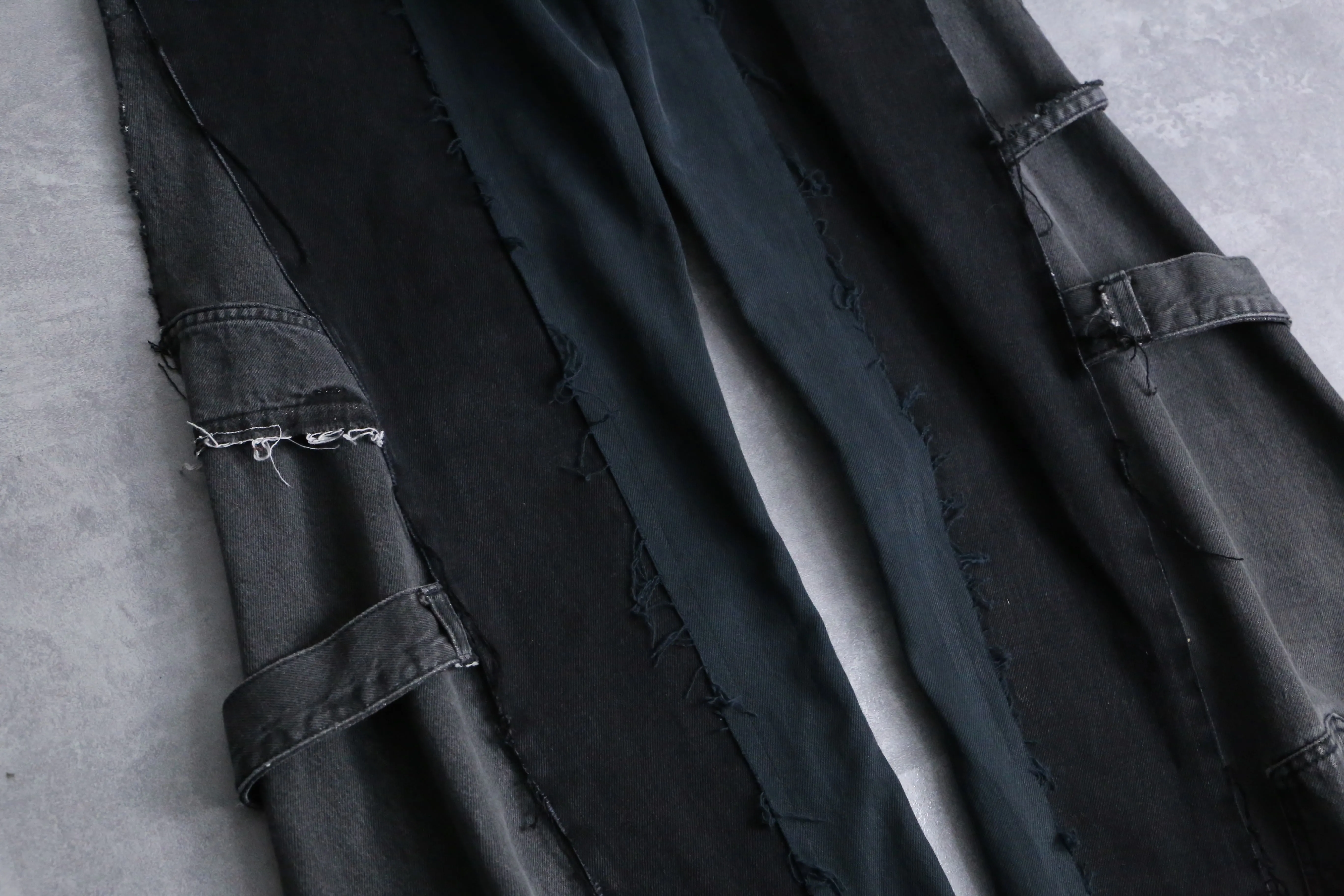 “Re:make” black color docking flare denim pants