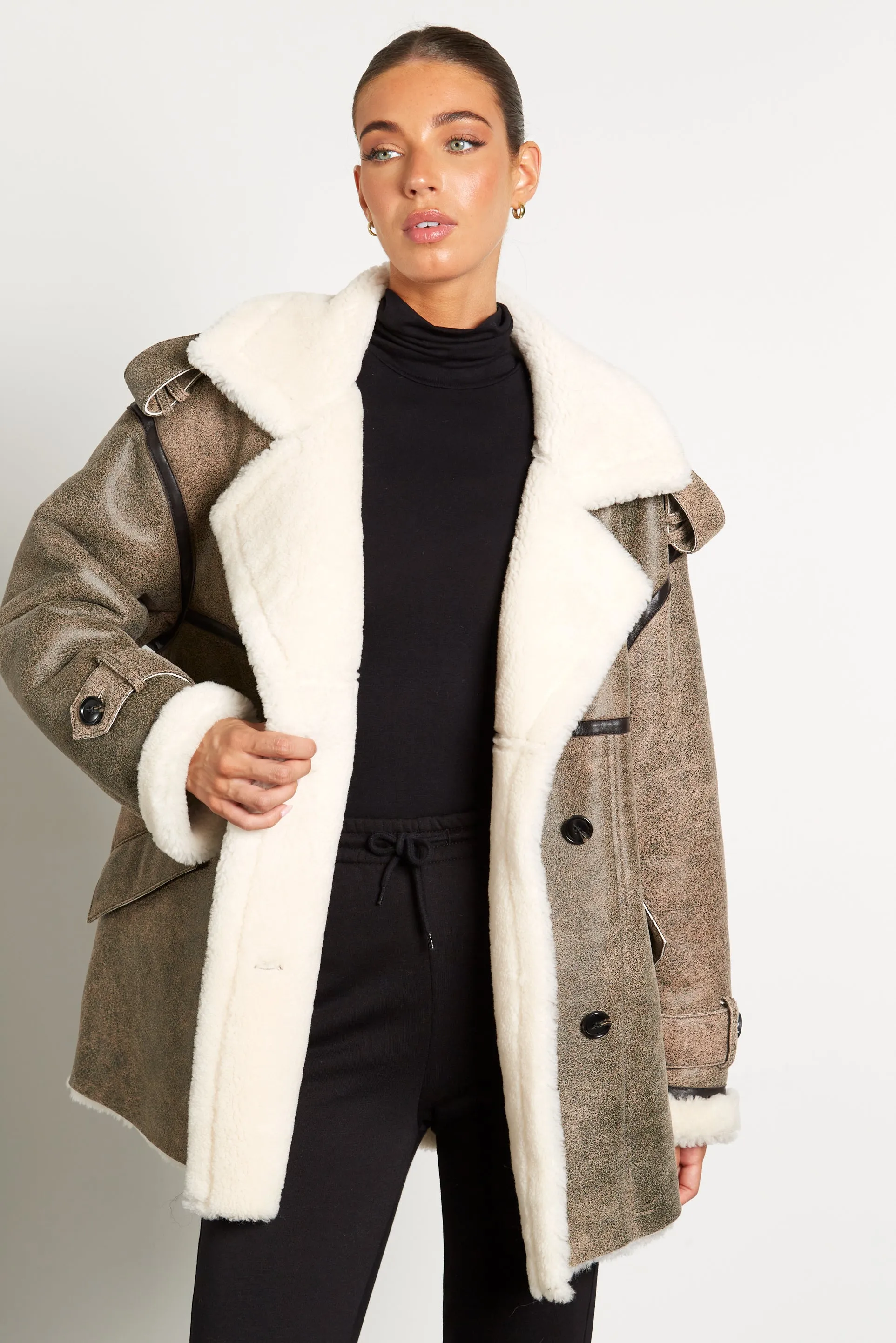 Sara Shearling Coat Short